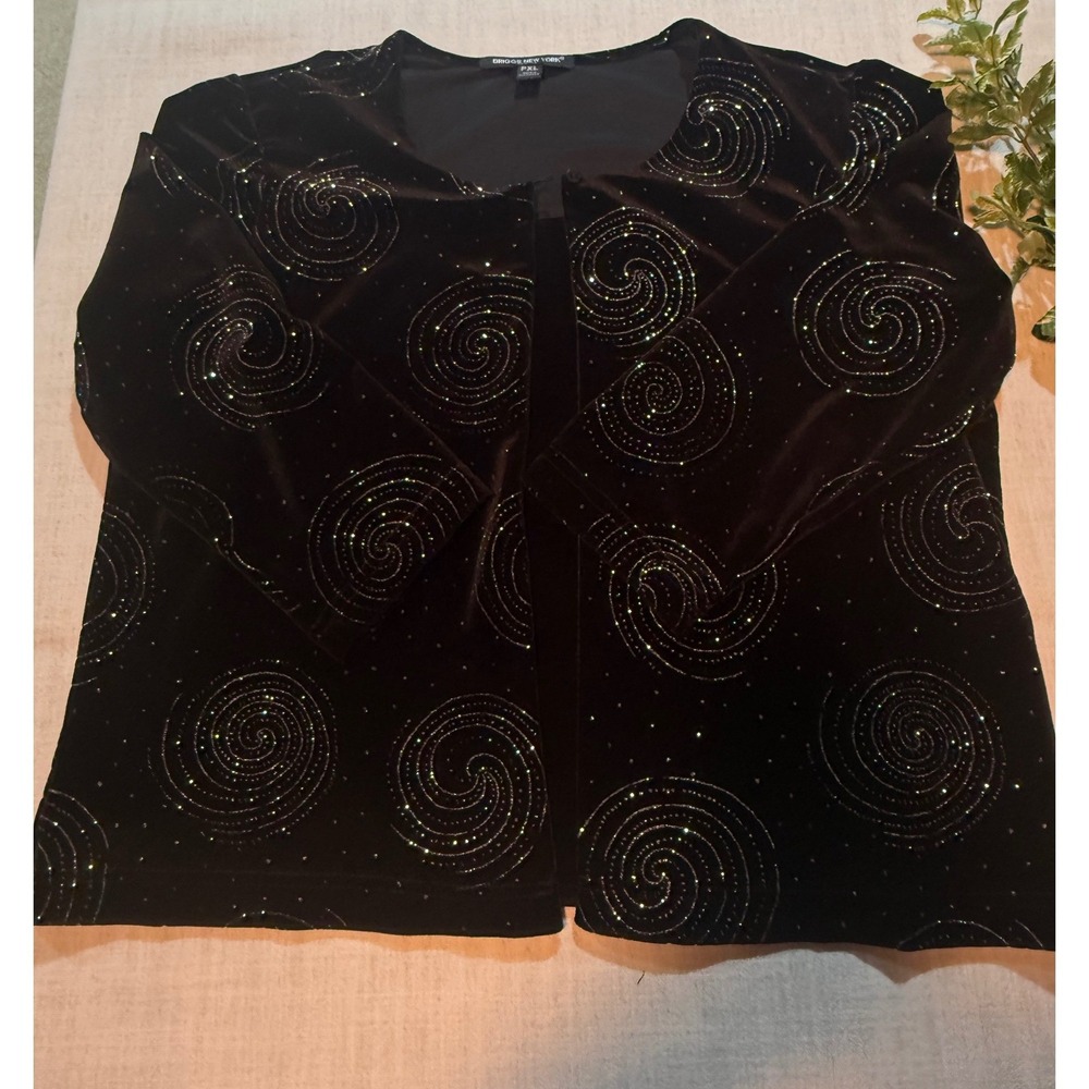 Briggs New York Petite PXL Black Velvet Silver Glitter Swirl Layered Top Glam
